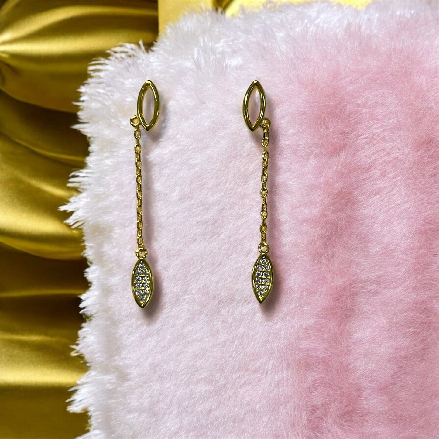 Golden Glint Drape Studs-Gold LM