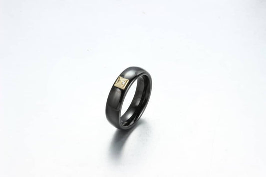 Obsidan Point Ring-Gold LM