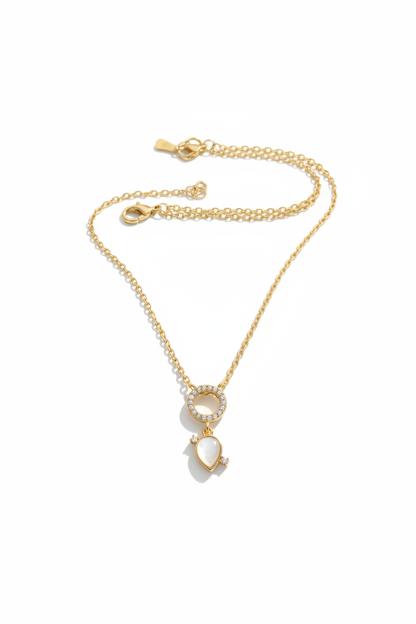 Teardrop Charm Necklace – Mother of Pearl